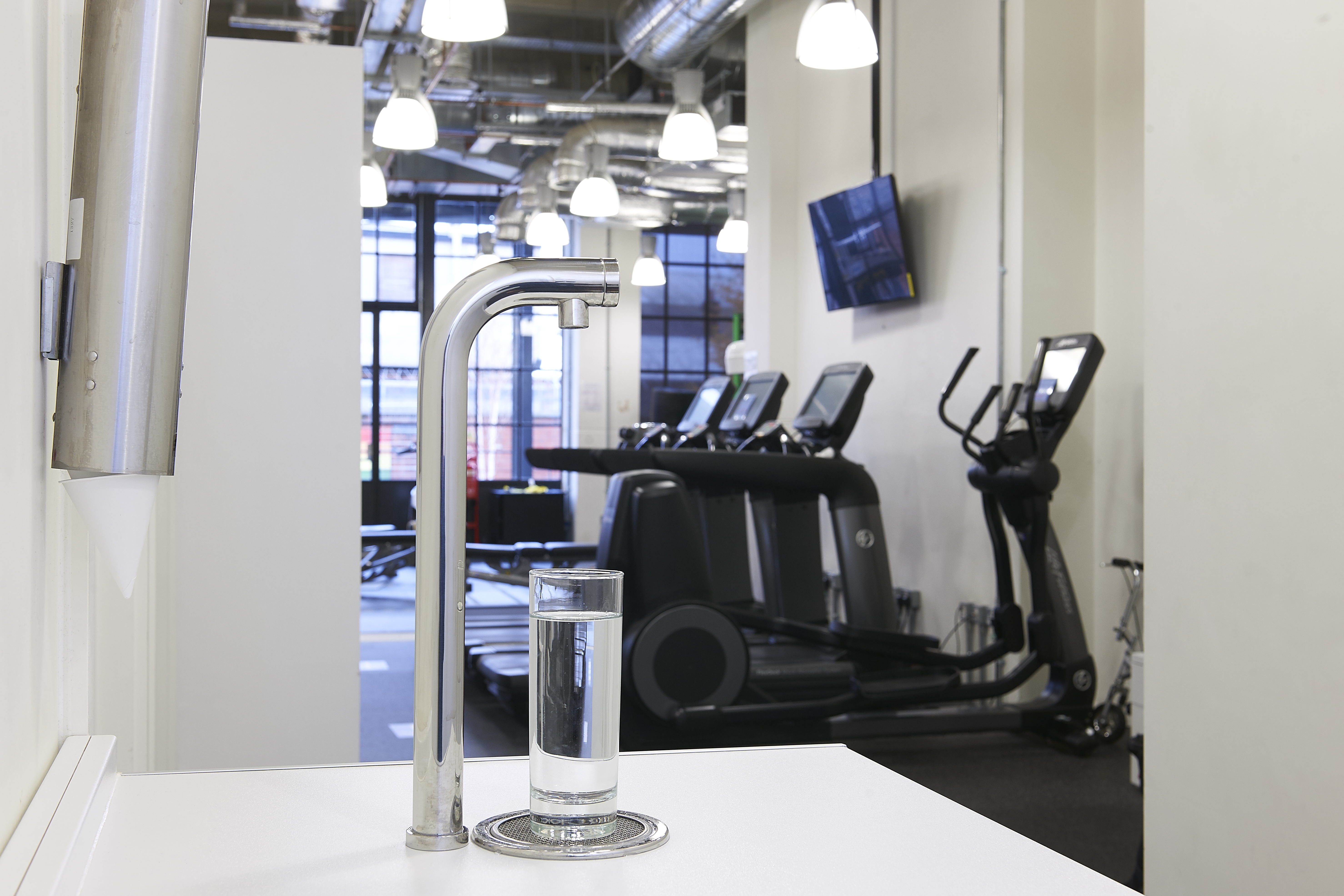 Aqua Alto Single Tap