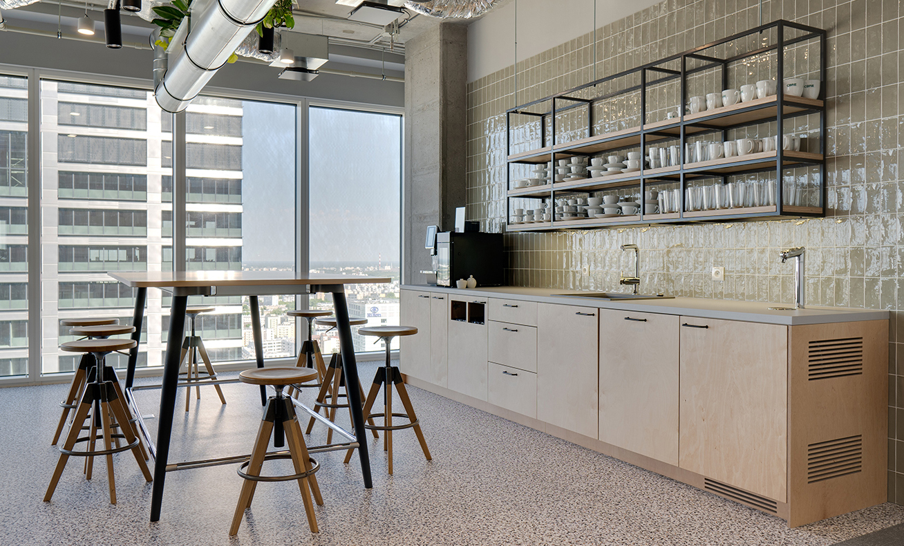 Aqua illi in kitchen space