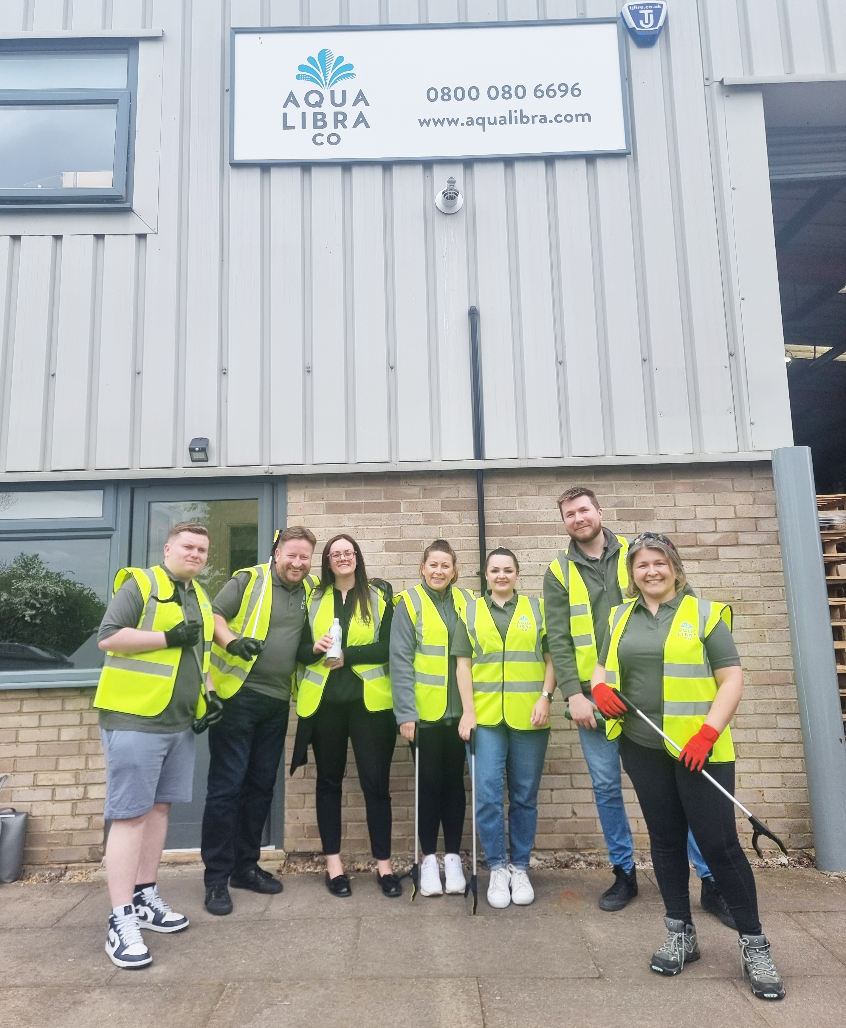 Aqua Libra Litter Hero's